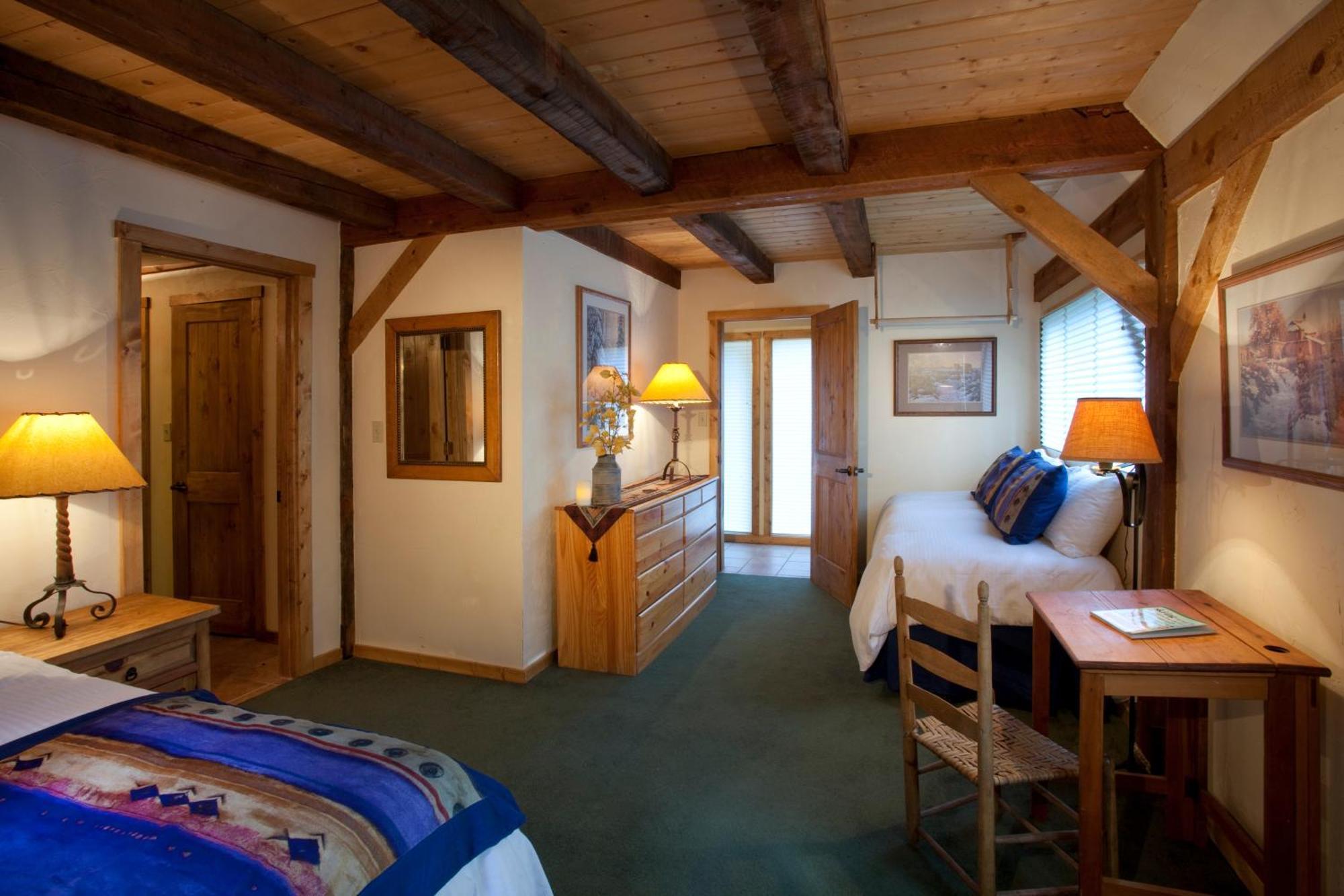 Cottam'S Lodge By Alpine Village Suites Taos Ski Valley Værelse billede
