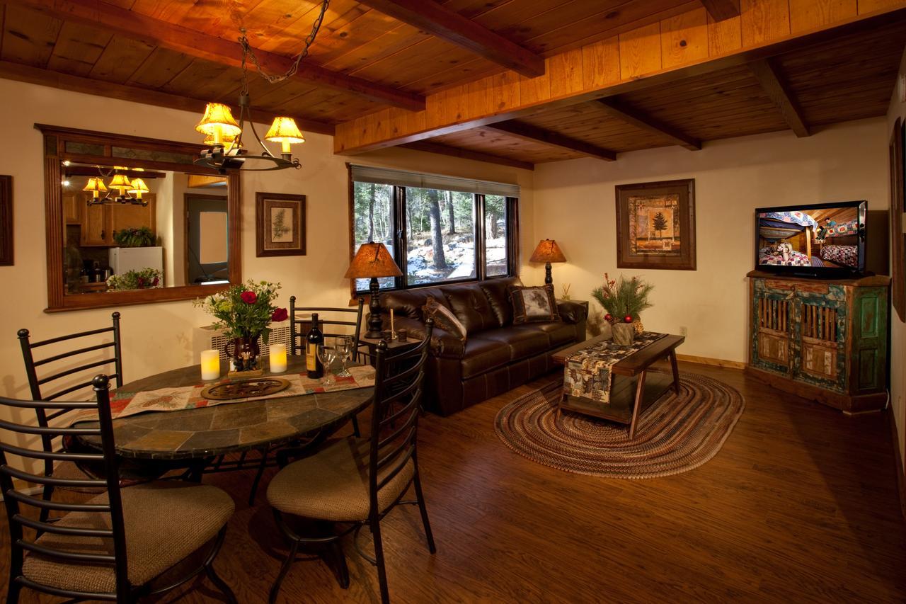 Cottam'S Lodge By Alpine Village Suites Taos Ski Valley Eksteriør billede