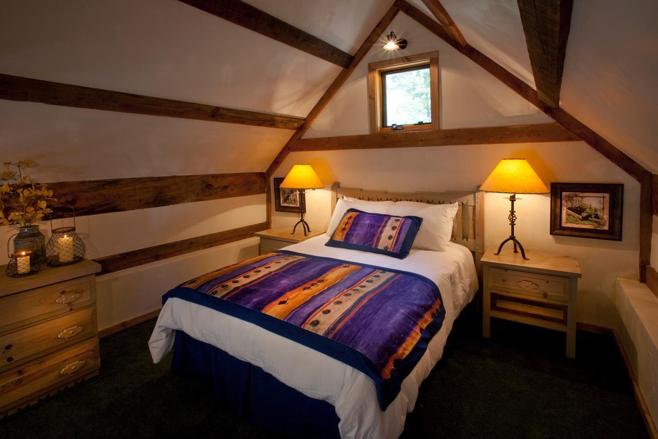 Cottam'S Lodge By Alpine Village Suites Taos Ski Valley Eksteriør billede